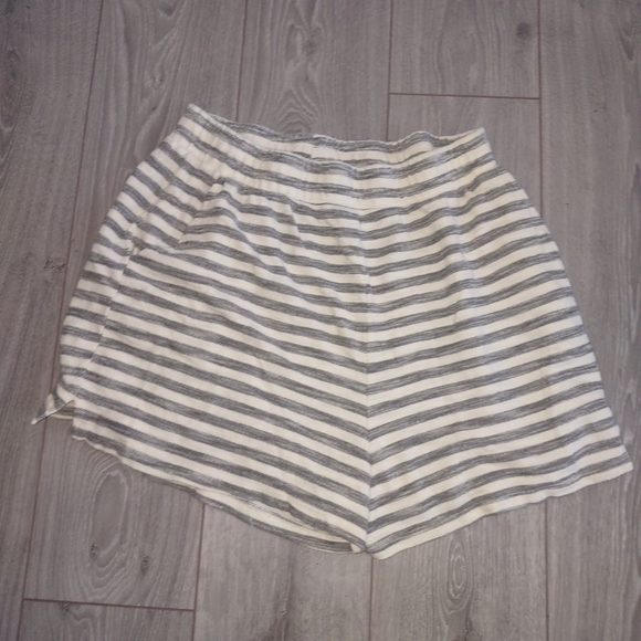 ANTHROPOLOGIE t.la relaxed fit shorts - Picture 1 of 6